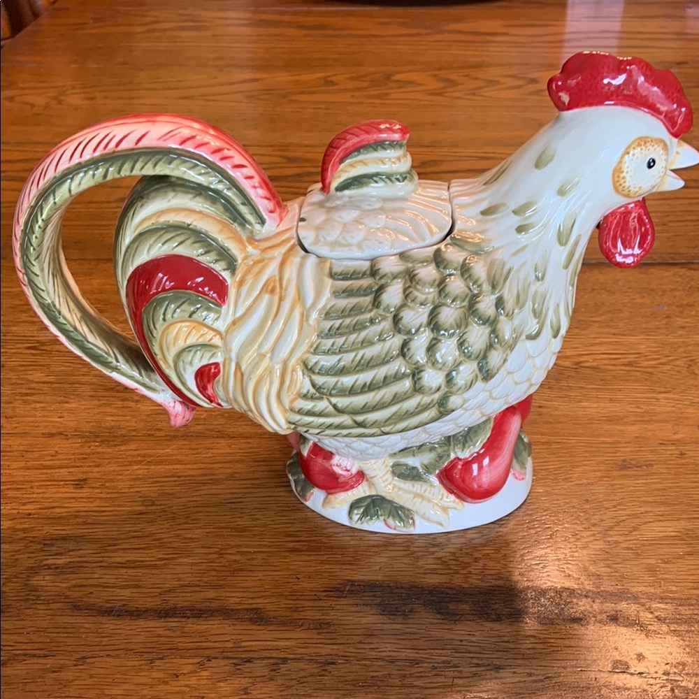 Royal Doulton Rooster Chanticlair Teapot and Lid Red and Green Ceramic 2004